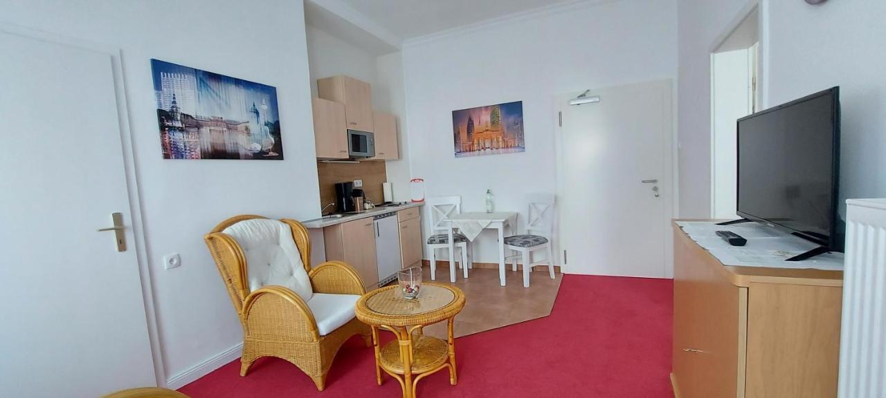 Ferienwohnungen Parkschloesschen Bad Pyrmont Εξωτερικό φωτογραφία